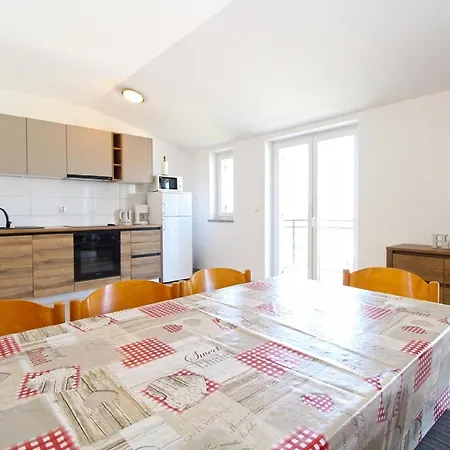 Fuer 6 Personen Ca 100 Qm In Fazana, Istrien Istrische Riviera *