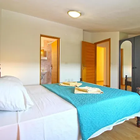 Fuer 6 Personen Ca 100 Qm In Fazana, Istrien Istrische Riviera Apartment *